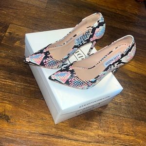 steve madden vala pastel multi-color snakeskin heels.